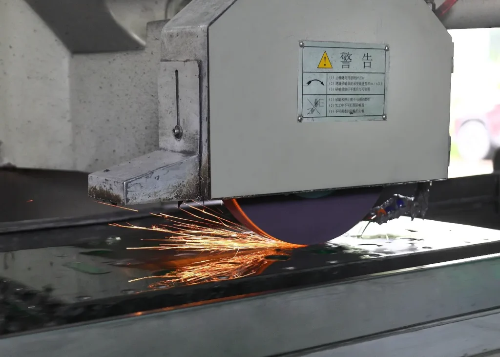 Huadian – Your Trusted Partner for High-Quality PET Perform Molds and Inject Molds 3 209a3565 wh 1400x1000px 2024 08 18 21 56 31 813010